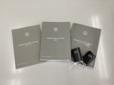取り扱い説明書・整備手帳・スペアキーが揃っていますので安心です。