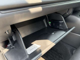 助手席前のグローブBOXです。