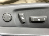 【パワーシート】スイッチ一つで簡単にシートの微調整が可能!電動だから力もいりません!快適なシートポジションにセットして、快適なドライブをお楽しみください。