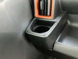 品質には自信があります!ハッピーの品質・キレイなお車をお届けさせていただきたい!そんな気持ちでキレイに仕上げております。フロアマットなどの清掃はもちろん、シート下なども徹底的に清掃しております。