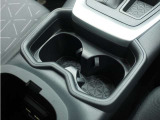 ◆ドリンクホルダー◆手の届きやすい場所にドリンクホルダーがあり、とても便利です。