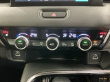 フロント両席にはシートヒーターが付いています!寒い日に便利な装備ですね。