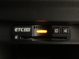 【ETC車載器】もはや必須アイテムのETCを搭載!高速道路のご利用時にとても便利!わずらわしい料金所での現金支払いが不要となりスムーズに通過できます♪