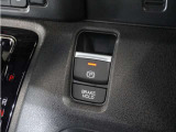 ◆オートブレーキホールド機能付き電子パーキングブレーキ◆ブレーキペダルを足から離しても停車状態を保ちます。アクセルを踏めば自動でブレーキが解除され、発進可能!