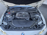 安心のBMW認定中古車は100項目の箇所を徹底的にチェック致します。機械的な箇所や電気系、コンピューターなどをご納車前に点検し、交換基準に達した部品は全て新品に修理返品した後にご納車致します。