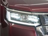 ◆LEDヘッドライト+デイタイムランニングランプ◆主流のLEDヘッドライトに、日中でも他者からの視認性を良くするデイタイムランニングランプ装備!スタイリッシュでかっこよく仕上がっています。