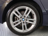BMWならではの卓越した走りを支えるホイールと足回りです!