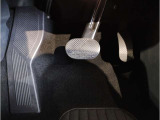 ☆MINIの車の始まりは大人四人がギリギリ乗れるコンパクトな車です!!今となっては3ナンバーですが、もともとは5ナンバーの車でした!!