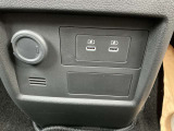 タイプC充電ポートついてます