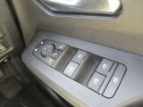 運転席側パワーウインドウスイッチ。
