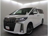 国内新車販売はメーカーの制限がかかり、状態の良い中古車も減少しております。当店のお車は出来る限り1オーナー、当社下取り車の間を挟まない安心車両です。売約優先の為、お早目の現車確認を!!