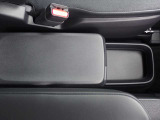 国の指定を受けた自社工場で、整備士が車検と点検整備を行っております。裕も充分!