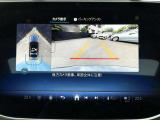 バックカメラが使用可能でございます。駐車が苦手な方も後方の映像を確認しながら後退する事が出来ますので安心できます。また、画像も鮮明でございますので物体の確認も容易に確認する事が出来ます。