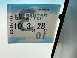 次回の車検日になります。こちらのステッカーをご確認ください。