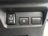 こちらのお車はステアリングヒーターが装備されておりさらに快適です♪