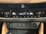 【エアコン】乗員に合わせて温度設定ができるエアコン独立温度調整機能を運転席、助手席に装備!