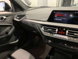 BMWを熟知したメカニックによる100項目の点検・整備を行います。不具合箇所、交換時期に達している部品に関しましては、全て当社負担で交換してからのご納車となります