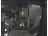電動パーキングブレーキを装備