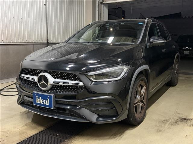 GLAクラス GLA200d 4マチック AMGライン 4WD