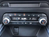 エアコンはオートエアコンです☆快適な空間で運転していただけます☆