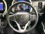 【ステアリングスイッチ】運転中、前方から目線をそらすことなく、オーディオ等の操作が可能な便利機能!安心&快適なドライブを演出してくれます♪
