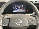ステアリングスイッチ付きで操作・運転がしやすいハンドルです★