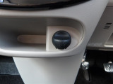 車が気になられましたらお電話かメールでお問い合わせください。他のお客様と商談が重なる場合が増えて来てますので事前にご確認ください。