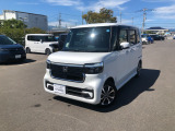 【車体写真】ボディカラーは、プラチナホワイト・パールです!