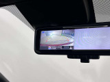 バックモニターで後ろの安全を確認しながら駐車できます!