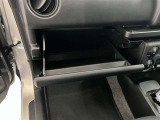 小物収納BOX有ります
