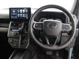 運転席廻りです。