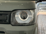 LEDヘッドライトは、点灯の瞬間から最大光量を発揮し、突然暗くなるトンネルなどでの安定感を高めます。
