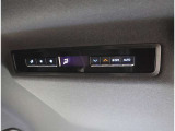 後席の人も快適空間にしてくれるダブルエアコンを搭載しております!