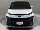 「フロントマスク」です。車の印象を決めるのは【顔】。この車の顔つきは、きっとあなたにピッタリ!?