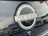フロントNISSANマークはイルミに連動で点灯します