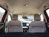 天井も綺麗です☆私は中古車を見るときに天井を良く見るようにしています☆ここが綺麗な車は車内が綺麗なことが多いです☆