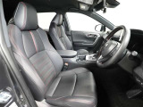 ゆったり室内で運転もしやすいです♪使い勝手の良い配置も考えられています!!