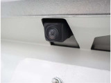 見えない後ろも、カメラで視認を確保!機械の進歩は素晴らしいッ!