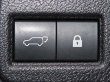 パワーバックドアを装備しております。