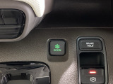 【eコンスイッチ】低燃費運転をサポートするECONモード。スイッチをONすると、エンジンやトランスミッション、A/Cなどを協調制御し、燃費の向上に貢献。エコドライブの効果を高めます。