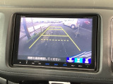 便利な3ビュー切り替え、ガイド線表示付きのバックカメラです!後退時、後方の視界をサポートします!