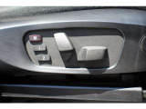 運転席メモリー付きパワーシート