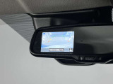 ミラーでアラウンドビューモニターとバックモニターが見れます