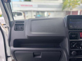 シートや操作部を含めた室内空間は市販されていない業務用の洗剤・機材を使用し、担当スタッフが徹底的に清掃を行っておりますのですっきり爽快!
