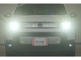 LEDヘッドライト(オートハイビーム機能付)が搭載されており、遠くまで明るく均一に照らし、高速道路等での安心感が向上しております。