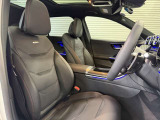 メルセデスのシートは、少し硬めに出来ておりますので、長時間の運転でも疲れにくく、安全にドライビングをお楽しみ頂けます