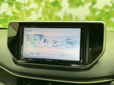使いやすいインターフェースで、スムーズな操作が可能です。快適なドライブをサポートします。