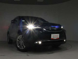 高輝度で点灯速度が速いLEDヘッドライト装備!LEDの明るい光が走行中の視界の確保をサポートして、夜のドライブがより楽しく安全に運転できます♪