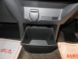 その他にお車ご購入に関して、気になる点やご不明な点がございましたら、「見積依頼」ボタン、もしくは無料ダイヤルより各店舗へお問合せください。