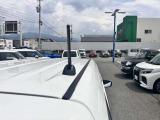 全10拠点で約300台を掲載中!気になるおクルマがございましたらお気軽にお問い合わせ下さい。